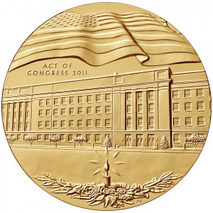Obverse of the Pentagon Fallen Heroes medal designed and engraved by Phebe Hemphill