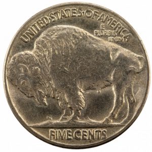 Reverse of a 1913 Type 2 Buffalo nickel showing the "FIVE CENTS" in the exergue.