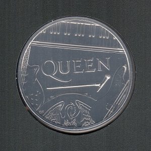 Reverse of the £5 Queen Coin